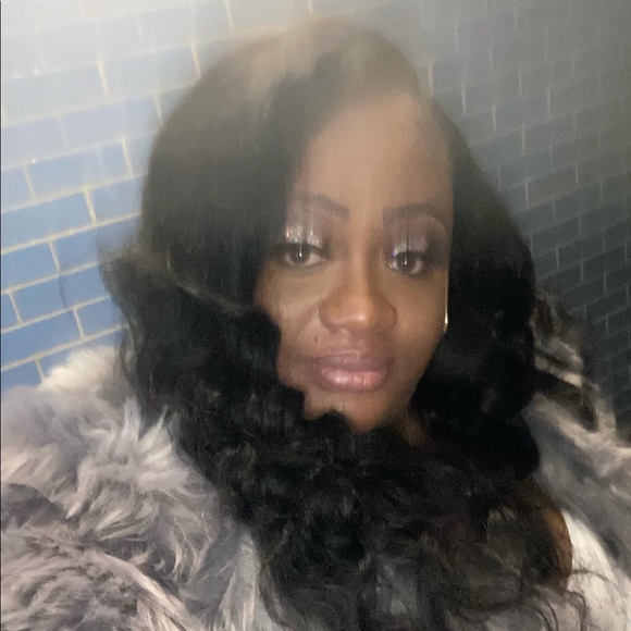 Meet your Posher, Markita - Picture 5 of 5